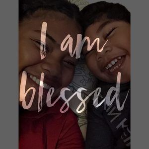 Meet your Posher, Isla'a